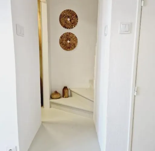 Casa Digo - Bright & Stylish Villa