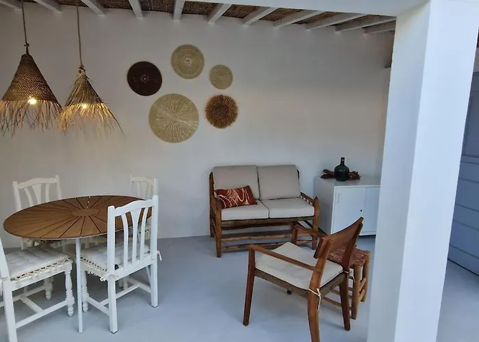 Casa Digo - Bright & Stylish Villa