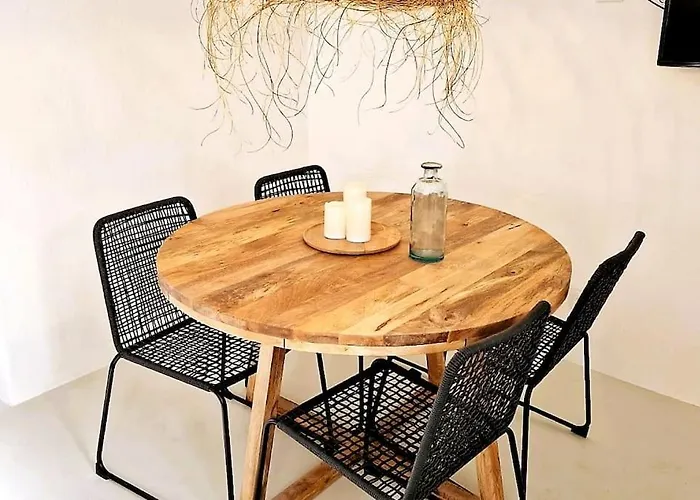 Casa Digo - Bright & Stylish Villa Lagos